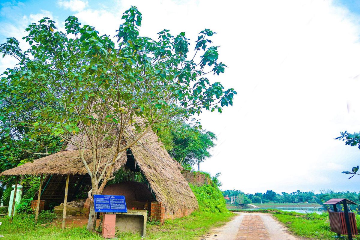 Làng cổ Phước Tích, Huế