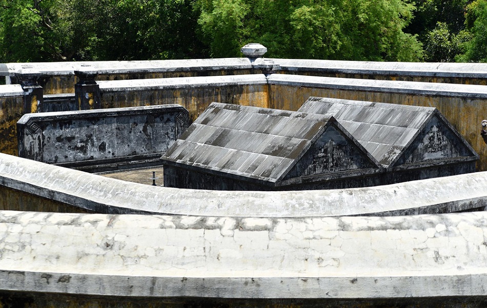 Lăng Hoàng Đế Gia Long, Huế