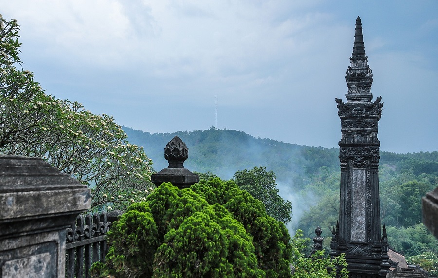 Ứng Lăng Khải Định, Huế