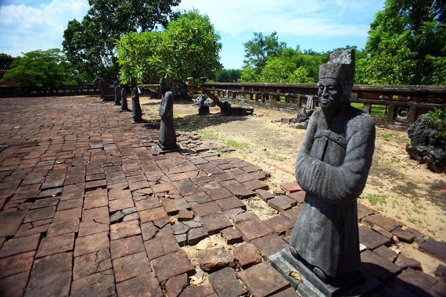 Lăng Thiệu Trị, Huế