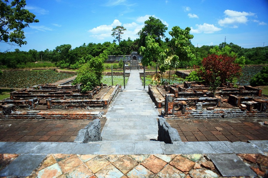 Lăng Thiệu Trị, Huế