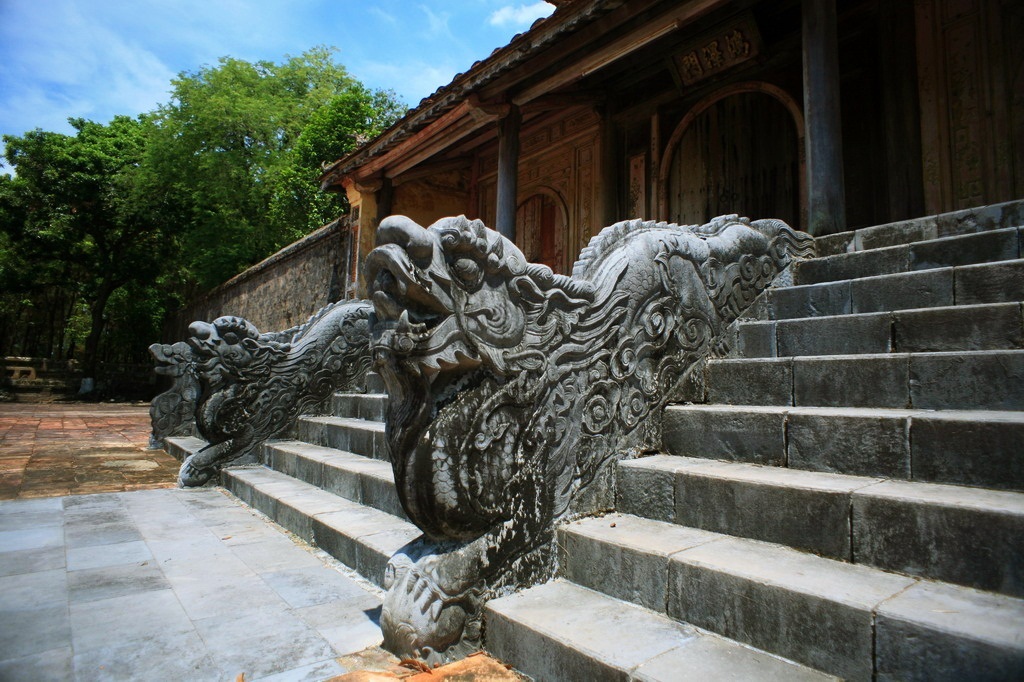 Lăng Thiệu Trị, Huế