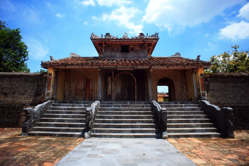 Lăng Thiệu Trị, Huế