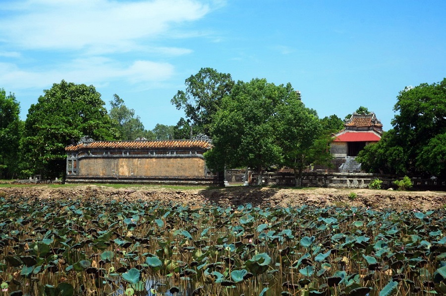 Lăng Thiệu Trị, Huế