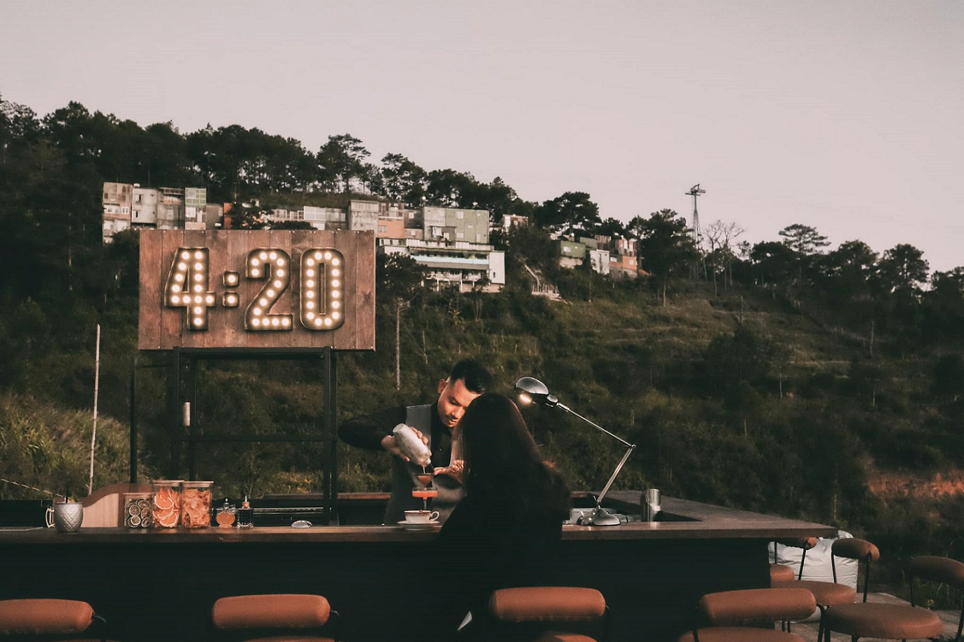 4:20 Sunset cocktail bar Đà Lạt