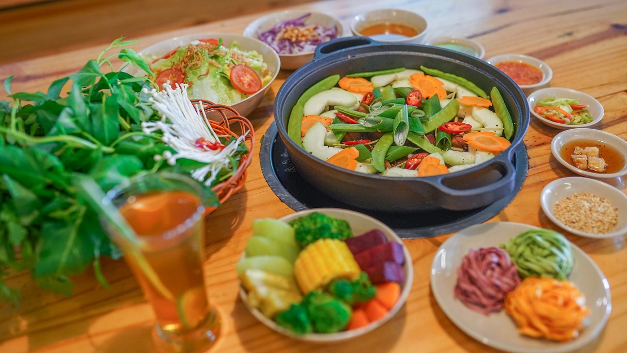 Buffet rau Léguda Đà Lạt