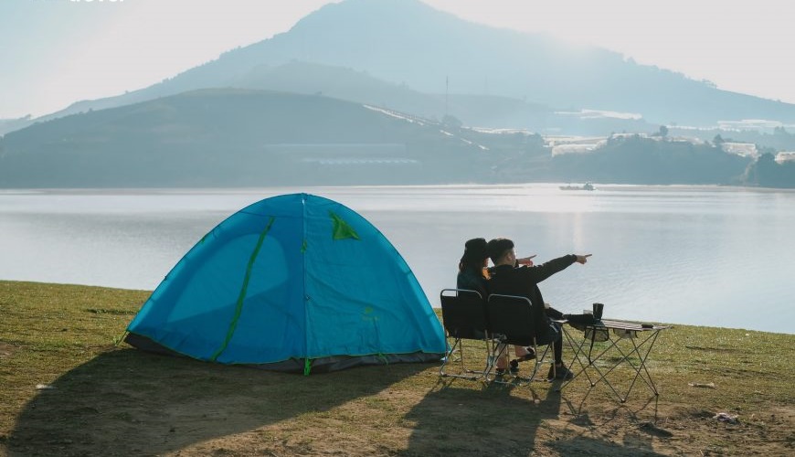 Tour cắm trại tại Cây thông cô đơn
