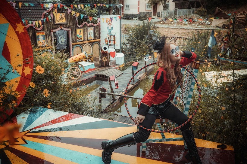 Đặt chỗ tại Gánh Xiếc Hoa Bay Magic Land Đà Lạt
