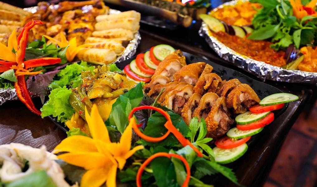 Lẩu nướng, cơm Lam KHÉT 2, Đà Lạt