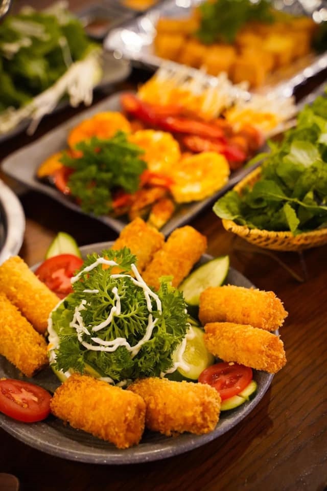 Đặt chỗ tại lẩu nướng Lã Bố