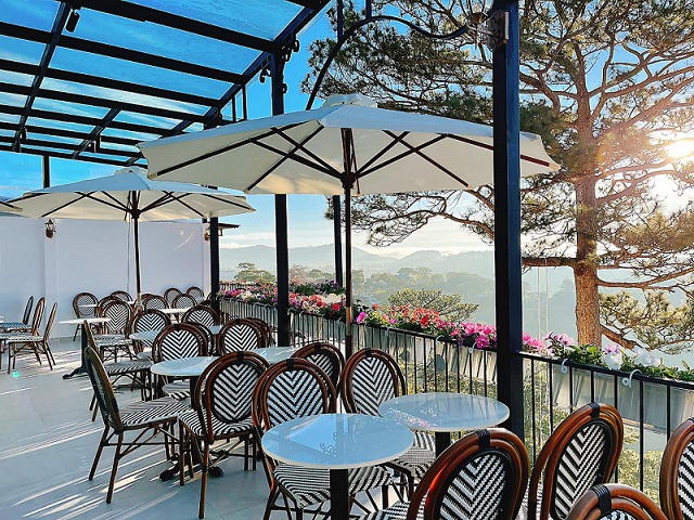Morning in Town Cafe, Đà Lạt