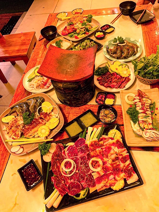Đặt chỗ tại Nướng Ngói 71 Thành Công