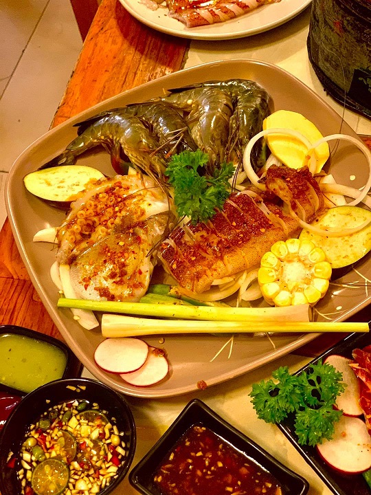 Đặt chỗ tại Nướng Ngói 71 Thành Công