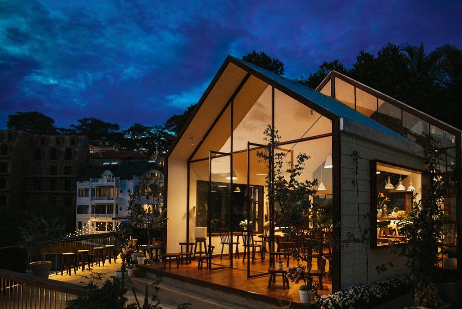 Phía tây mặt trời café, Đà Lạt