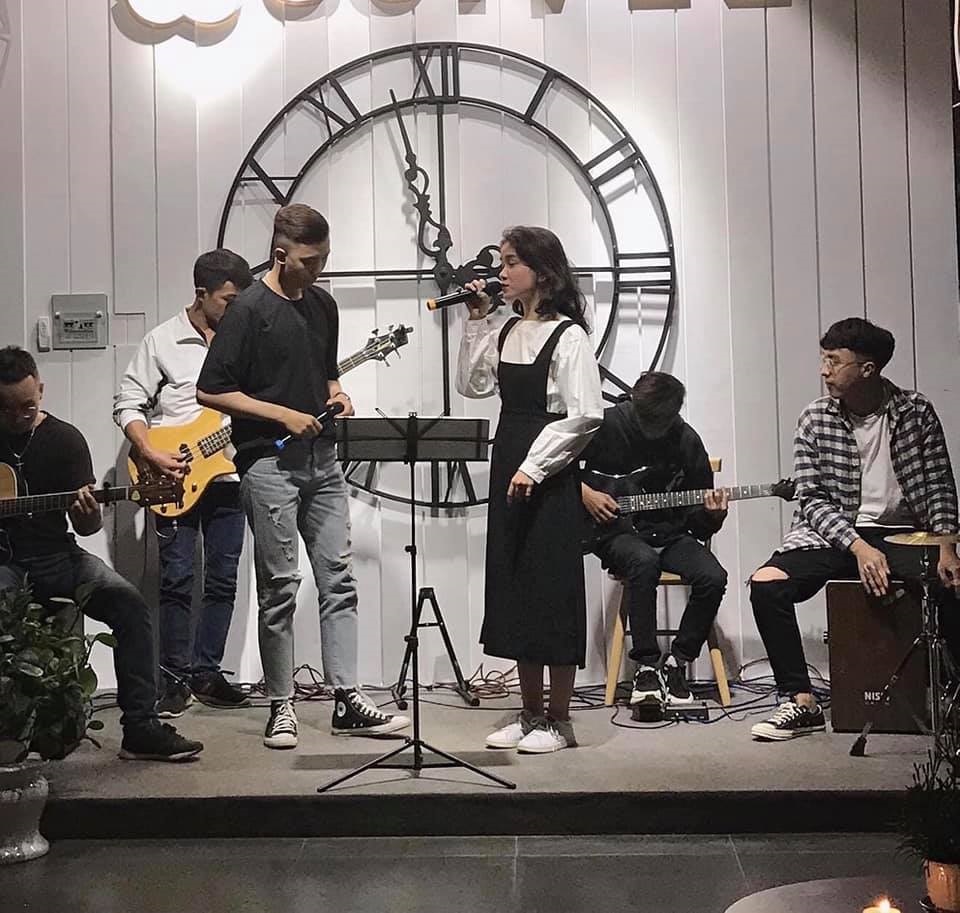 Đặt chỗ tại Rumors Night Pub Đà Lạt