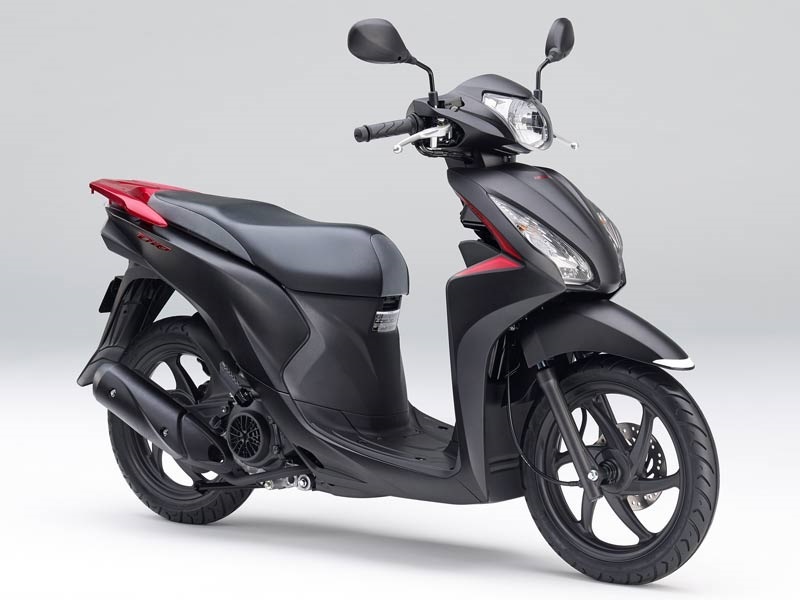 Thuê xe tại Đà Lạt (Sirius, Air Black, vision)