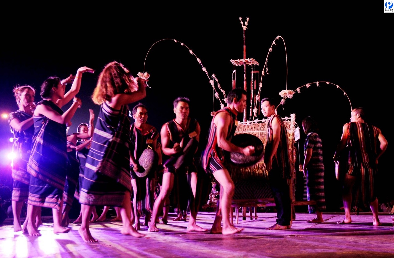 Tour văn hóa cồng chiêng Đà Lạt