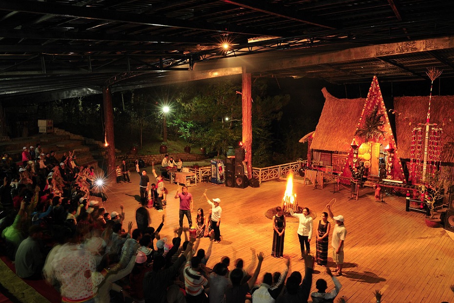 Tour văn hóa cồng chiêng Đà Lạt