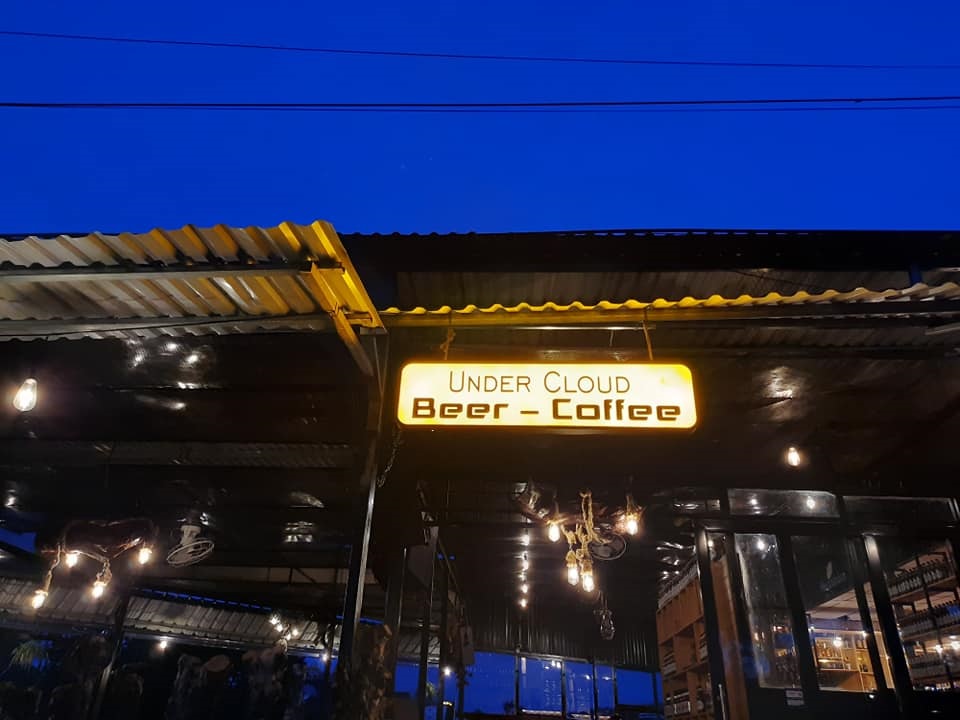 Đặt chỗ tại Under Cloud Garden Beer & Coffee