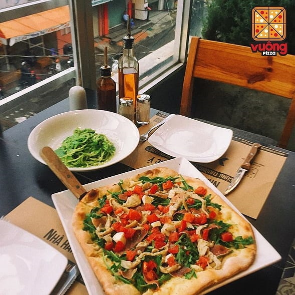 Đặt chỗ tại Vuông Pizza Đà Lạt