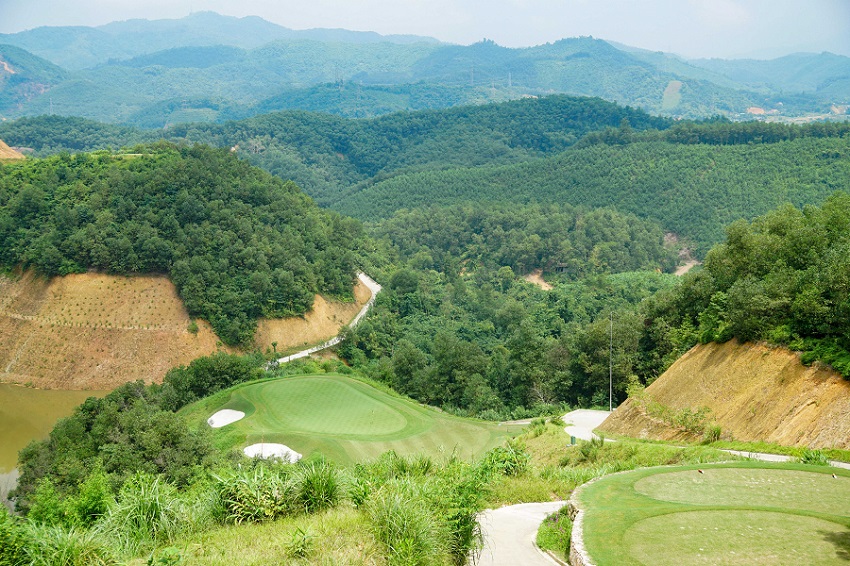 Sân golf Hilltop Valley 