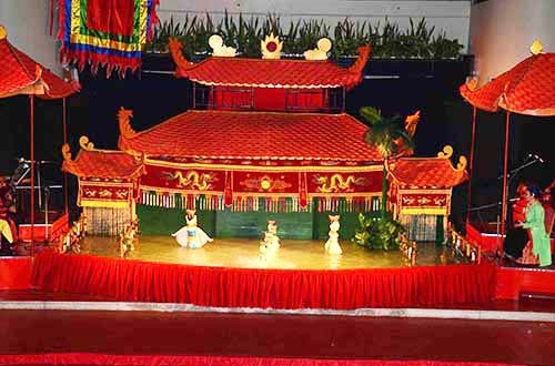 Biểu diễn Múa Rối Nước tại Rex Hotel, Hồ Chí Minh