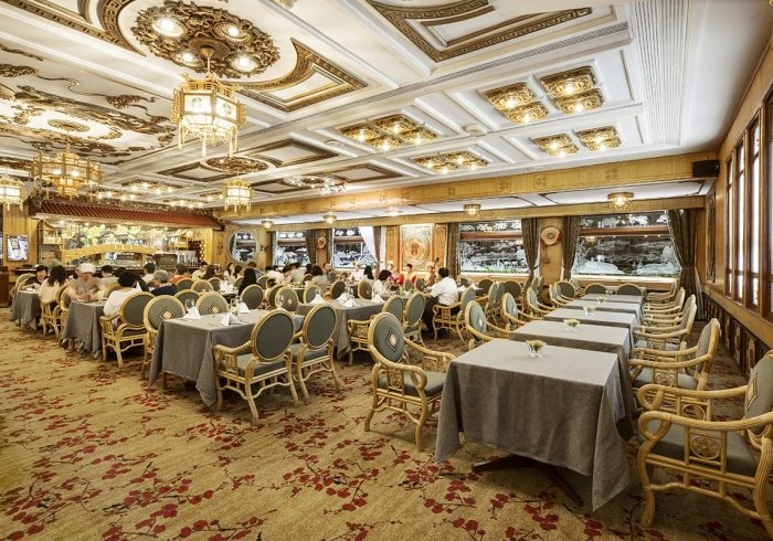Biểu diễn Múa Rối Nước tại Rex Hotel, Hồ Chí Minh