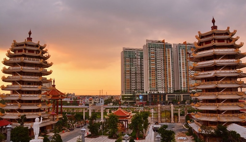 Pháp Viện Minh Đăng Quang, Tp. HCM
