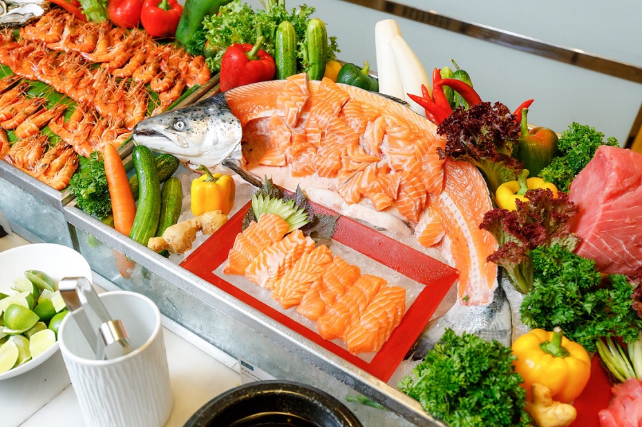 Buffet nhà hàng Feast tại khách sạn Sheraton Nha Trang