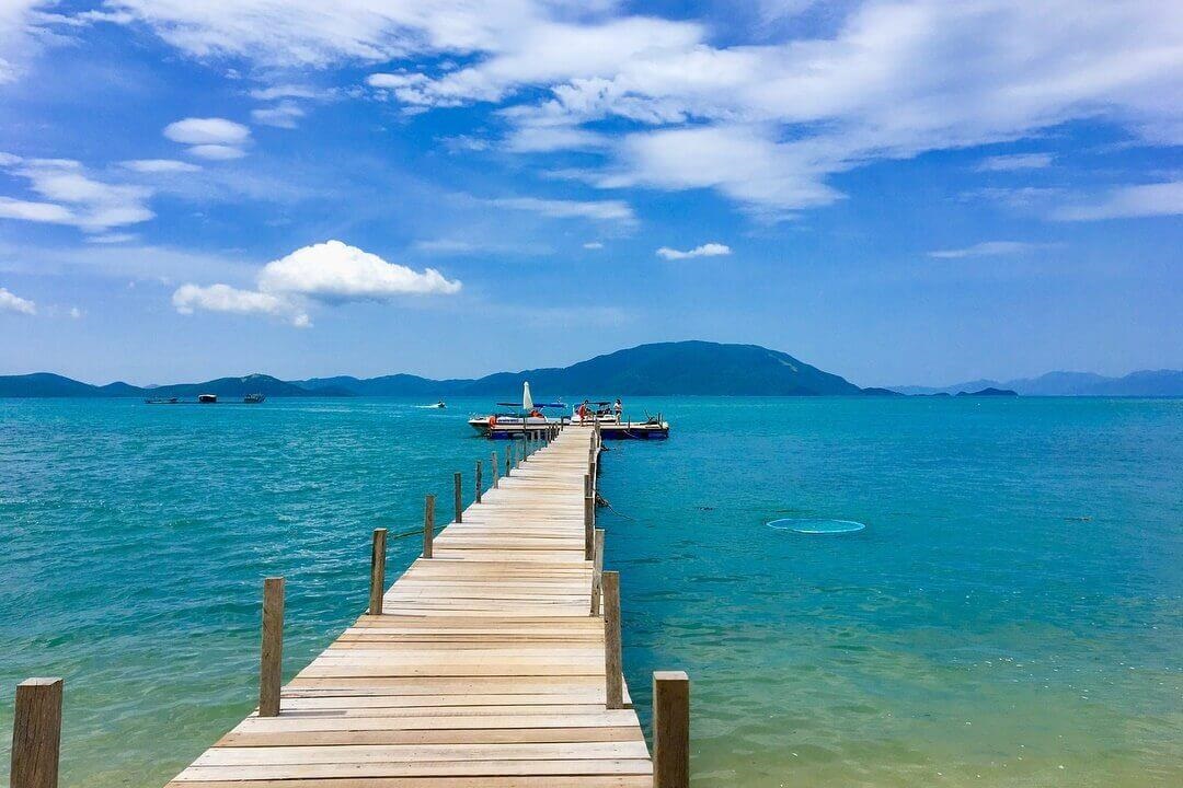 Đảo Điệp Sơn với con đường đi bộ giữa biển, Nha Trang
