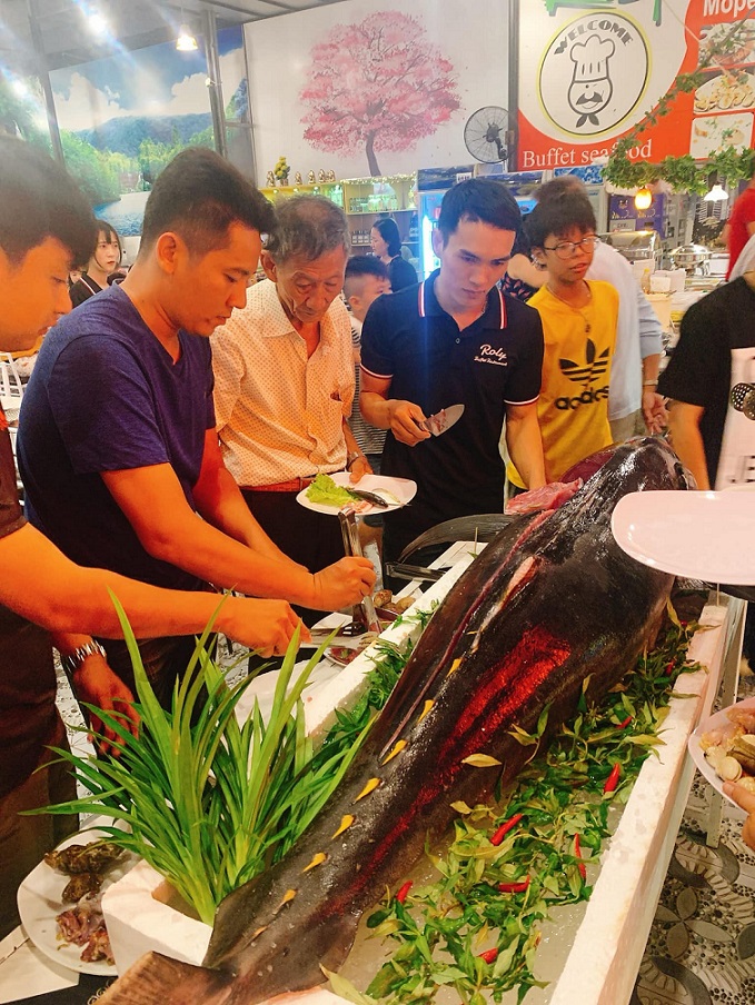 Nhà hàng Roly Buffet BBQ Nha Trang