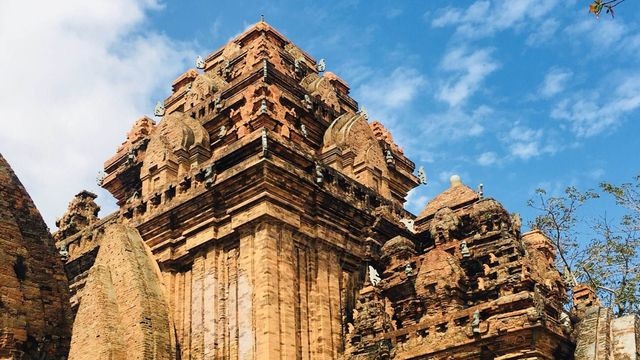 Tháp Bà Ponagar, Nha Trang