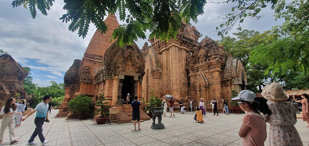 Tháp Bà Ponagar, Nha Trang