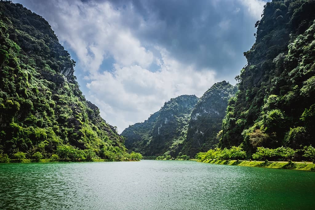 Động Am Tiên, Ninh Bình