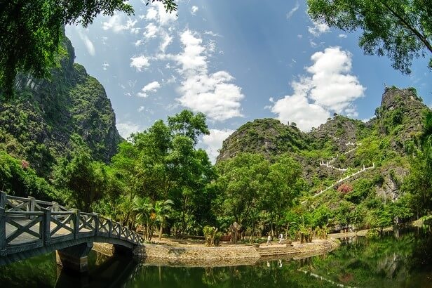 Hang Múa, Ninh Bình