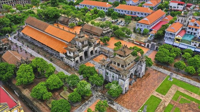 Nhà Thờ Đá Phát Diệm, Ninh Bình