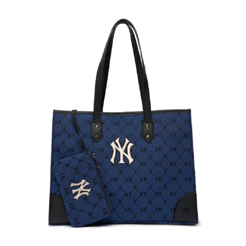 Túi MLB Monogram Dia Jacquard Tote Bag