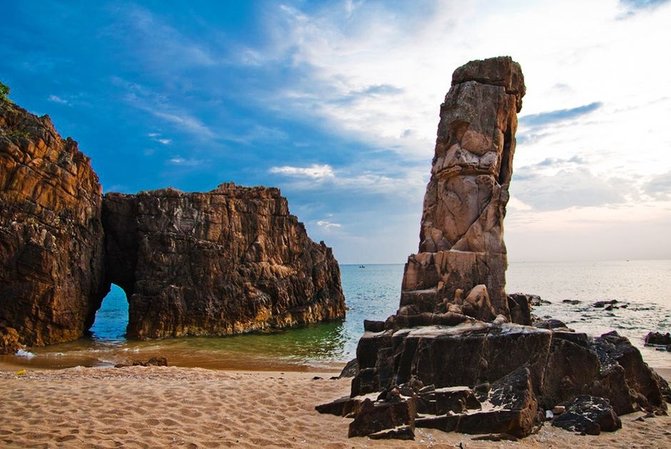 Bãi Đá Nhảy, Quảng Bình