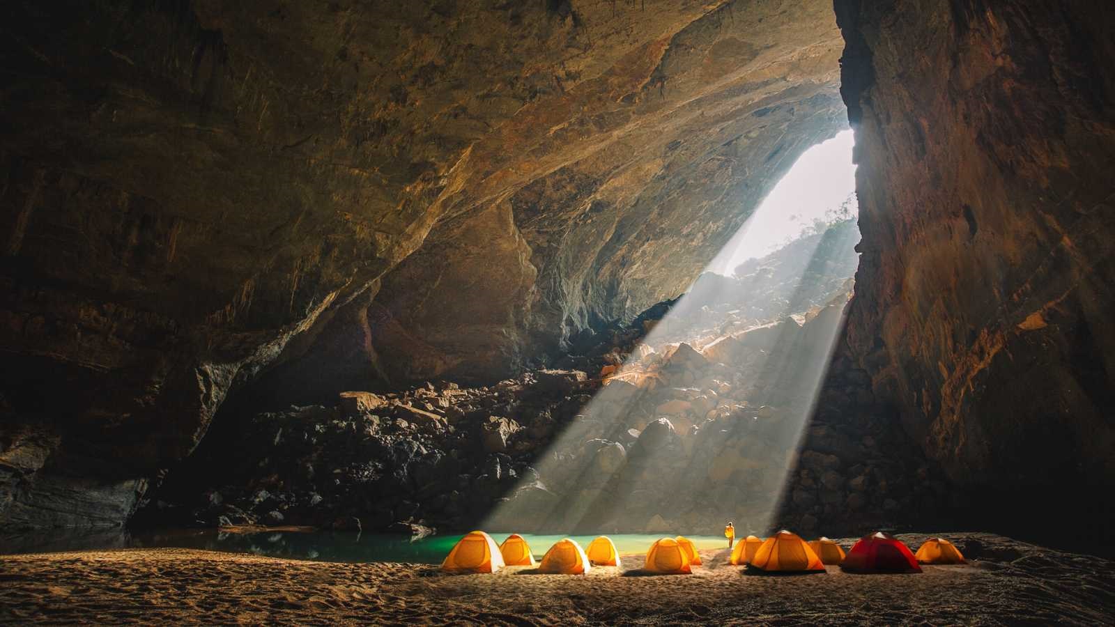 Hang Én, Quảng Bình