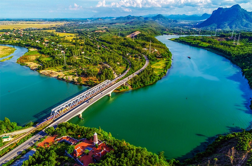 Núi Thần Đinh, Quảng Bình