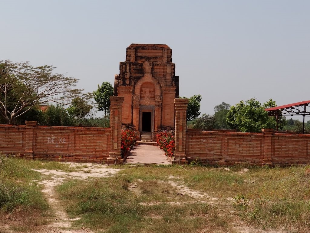 Tháp cổ Chóp Mạt, Tây Ninh