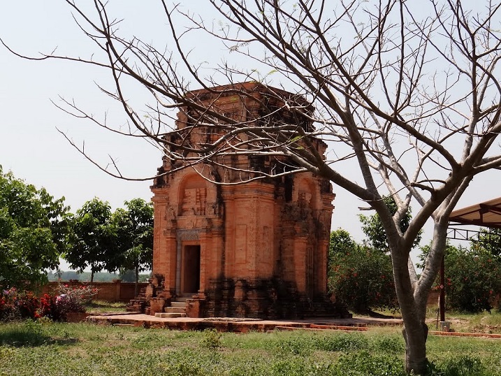 Tháp cổ Chóp Mạt, Tây Ninh