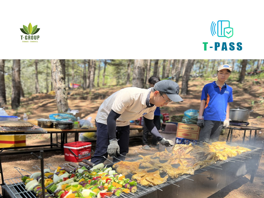 Chèo SUP và tiệc nướng BBQ trên Hồ Tuyền Lâm