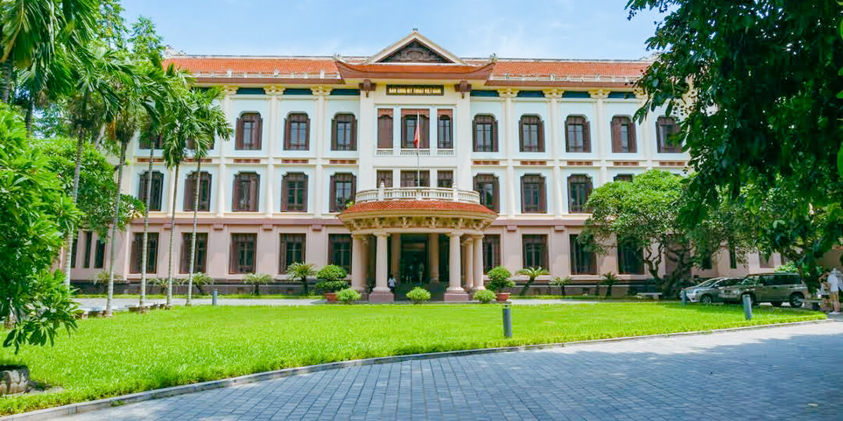 베트남 국립미술관 하노이 꼭 가봐야 할 곳 Vietnam National Fine Arts Museum: A must-see destination in Hanoi