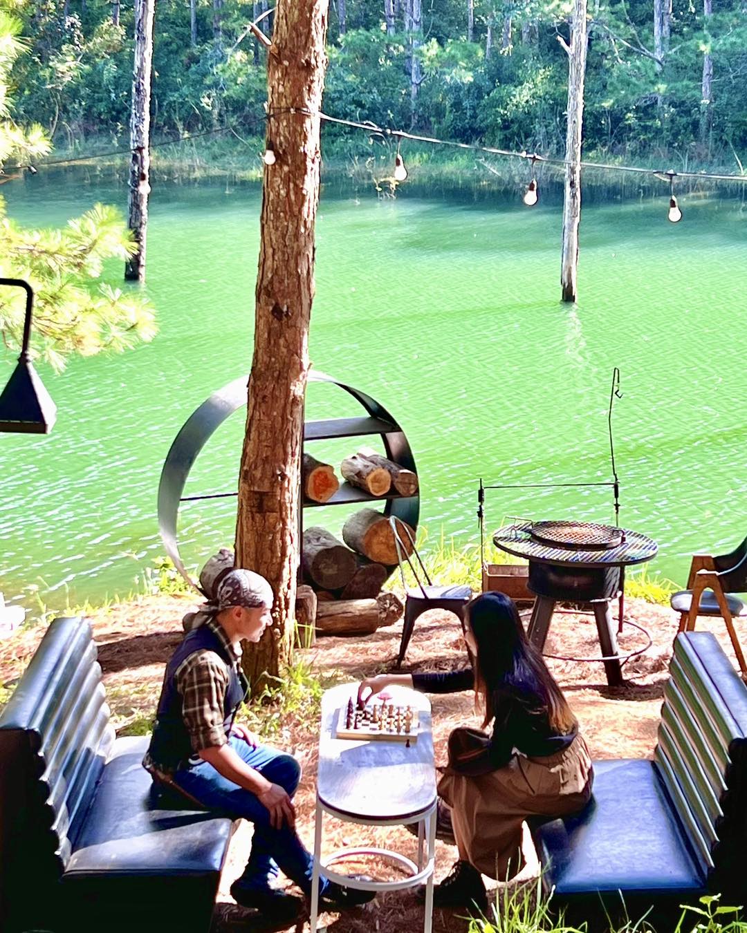Chèo SUP và tiệc nướng BBQ trên Hồ Tuyền Lâm