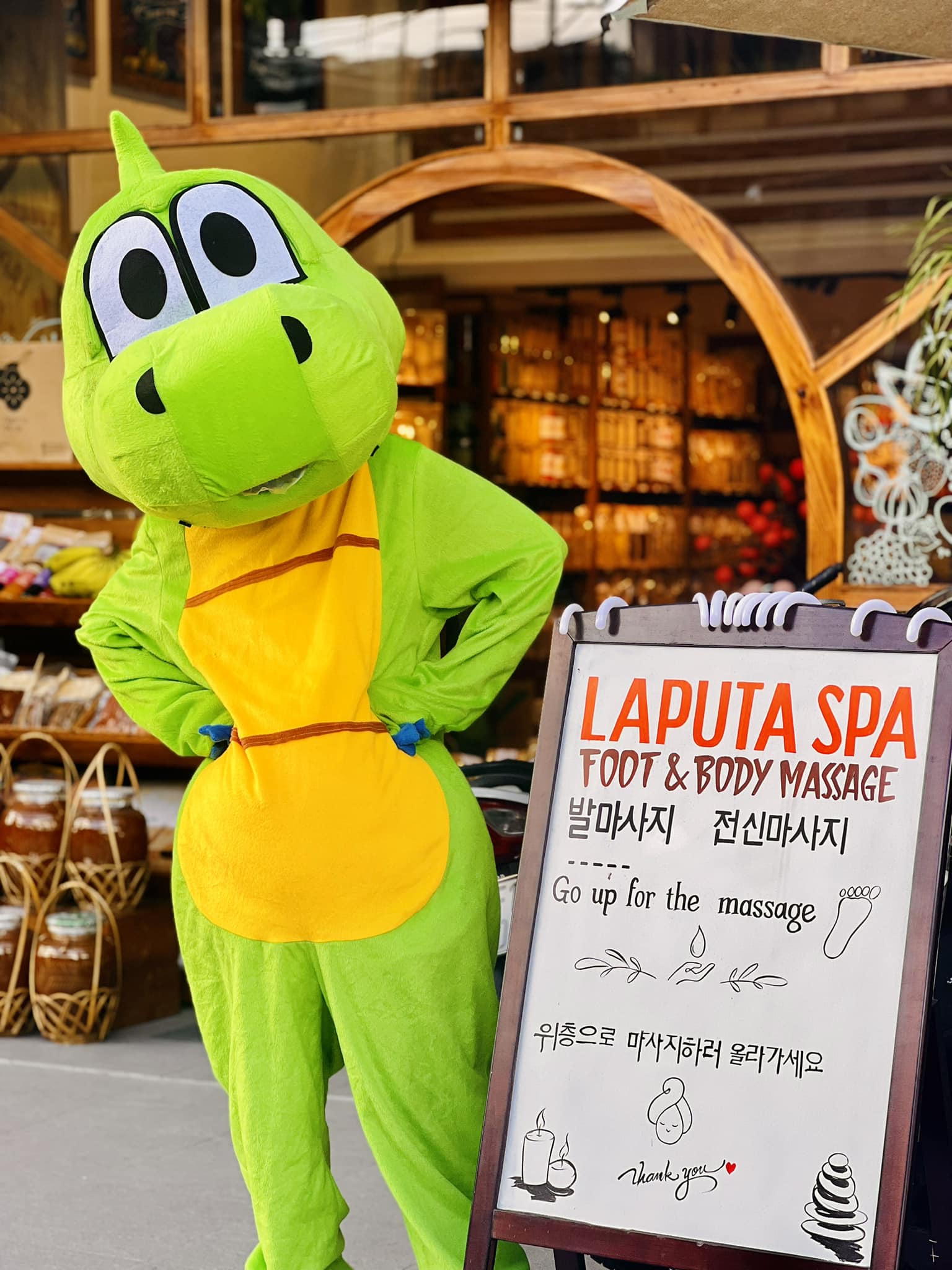Laputa Spa Foot & Body Massage