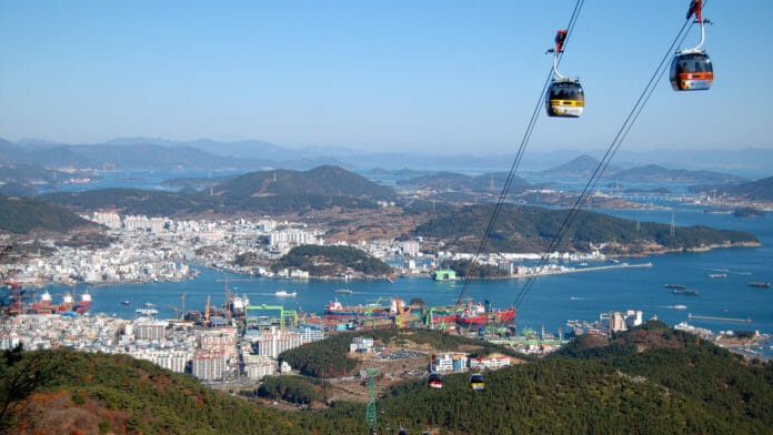 Một ngày ở Tongyeong