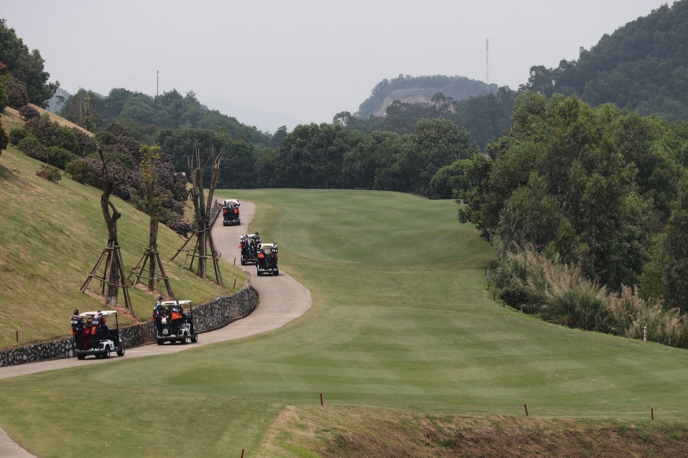 Amber Hills Golf & Resort (Yên Dũng)