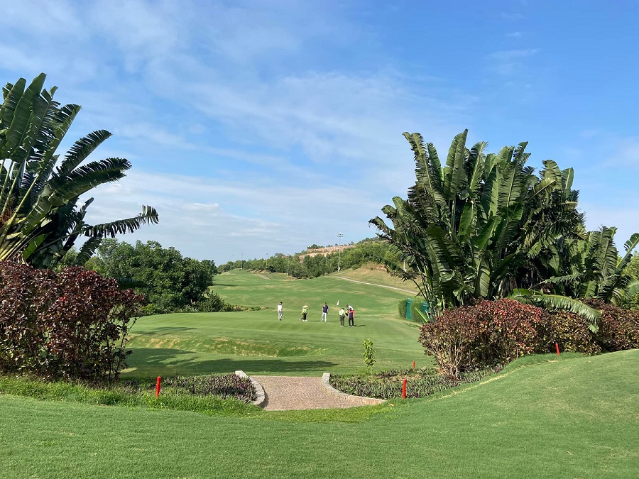 Amber Hills Golf & Resort (Yên Dũng)