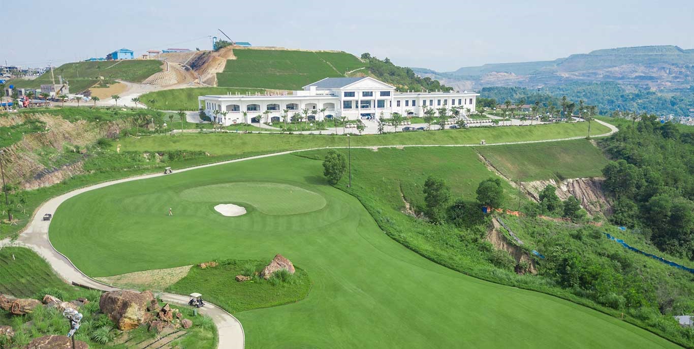 Sân golf FLC Hạ Long